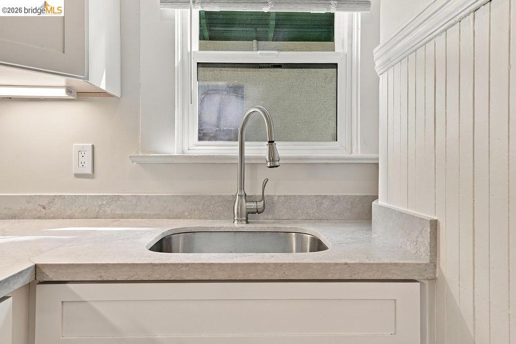 2307 2309 Prince St Property Photo 17