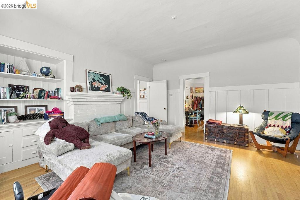 2307 2309 Prince St Property Photo 24