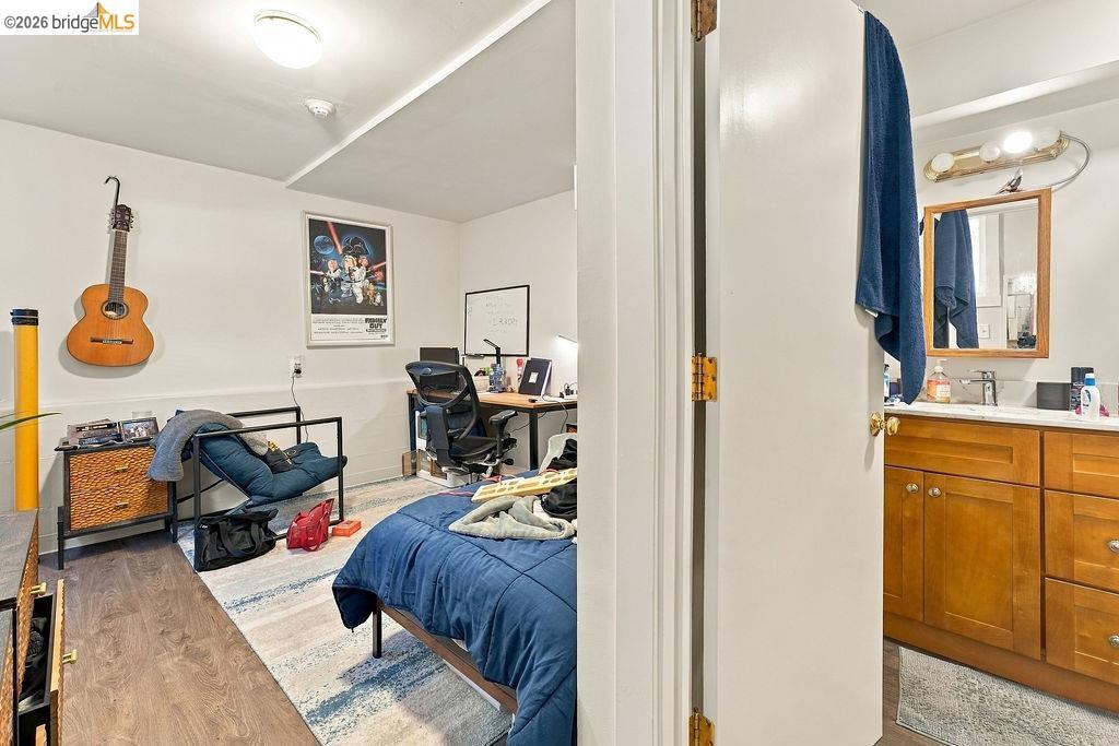 2307 2309 Prince St Property Photo 35