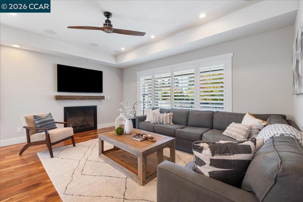 217 Weymouth Ct Property Photo 18