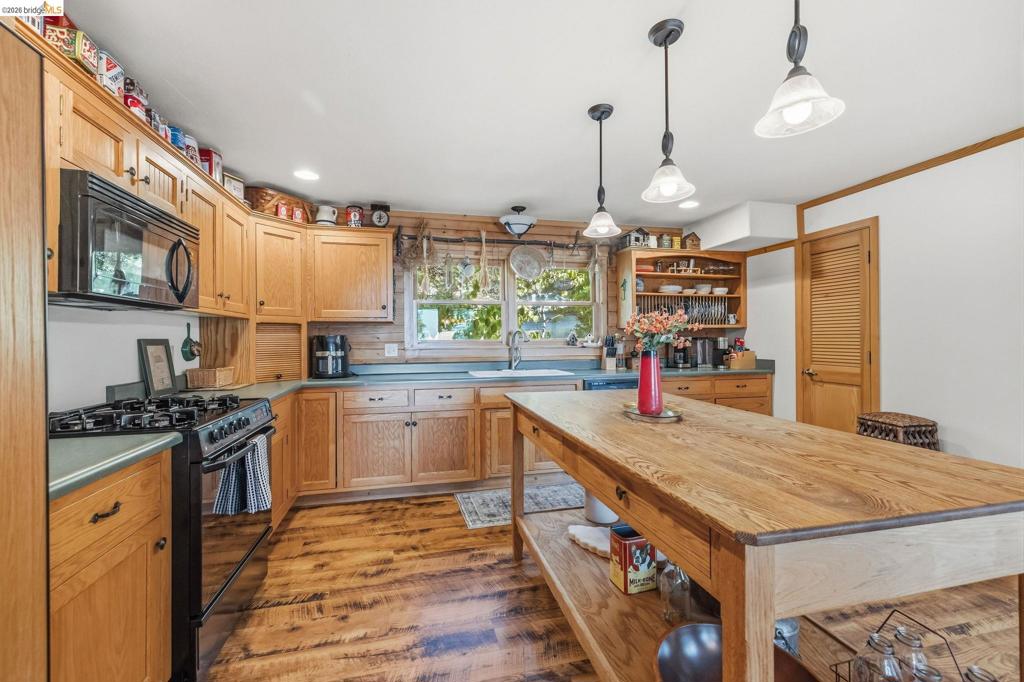 22420 Colorado River Property Photo 18