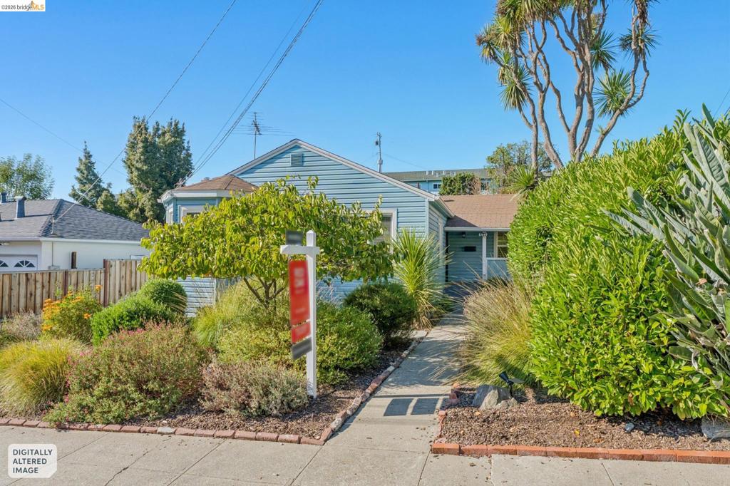 6449 Conlon Ave Property Photo 3