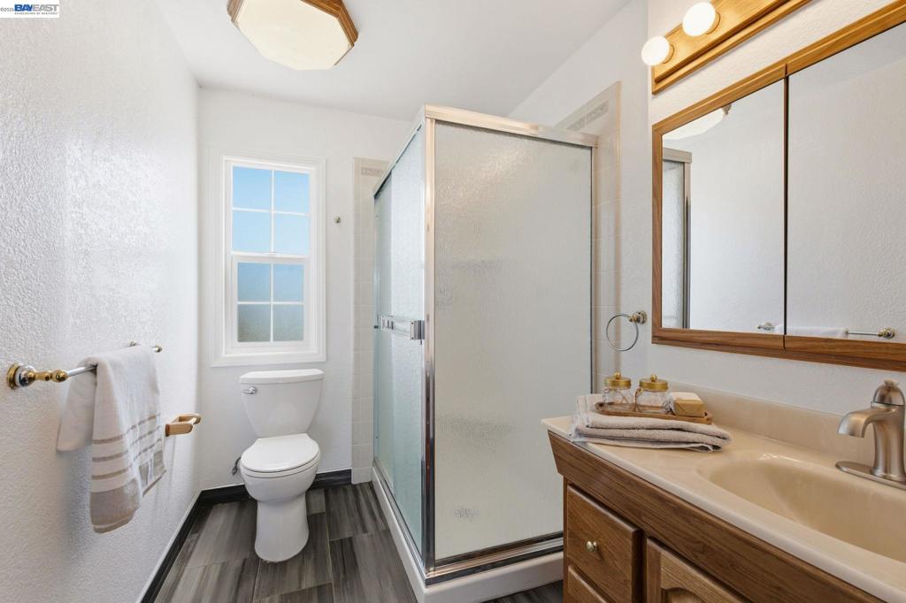 1822 Taylor Rd Property Photo 34