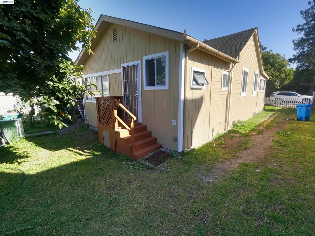 4439 Horner St Property Photo 5