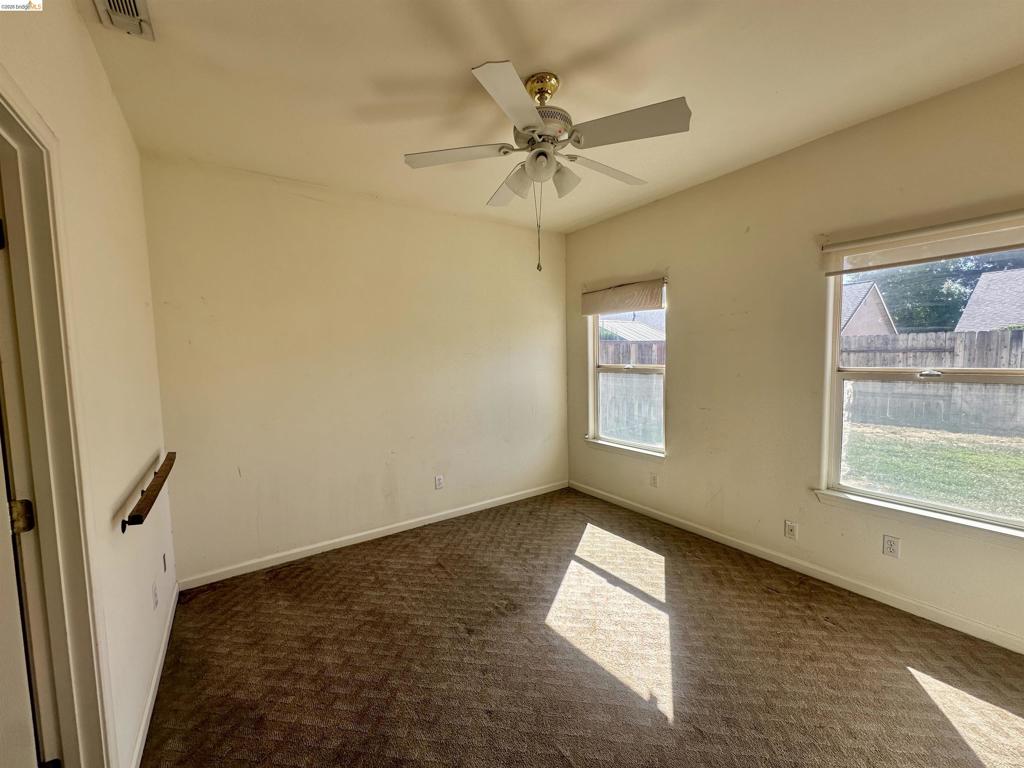 17580 Wild Oak Dr Property Photo 8