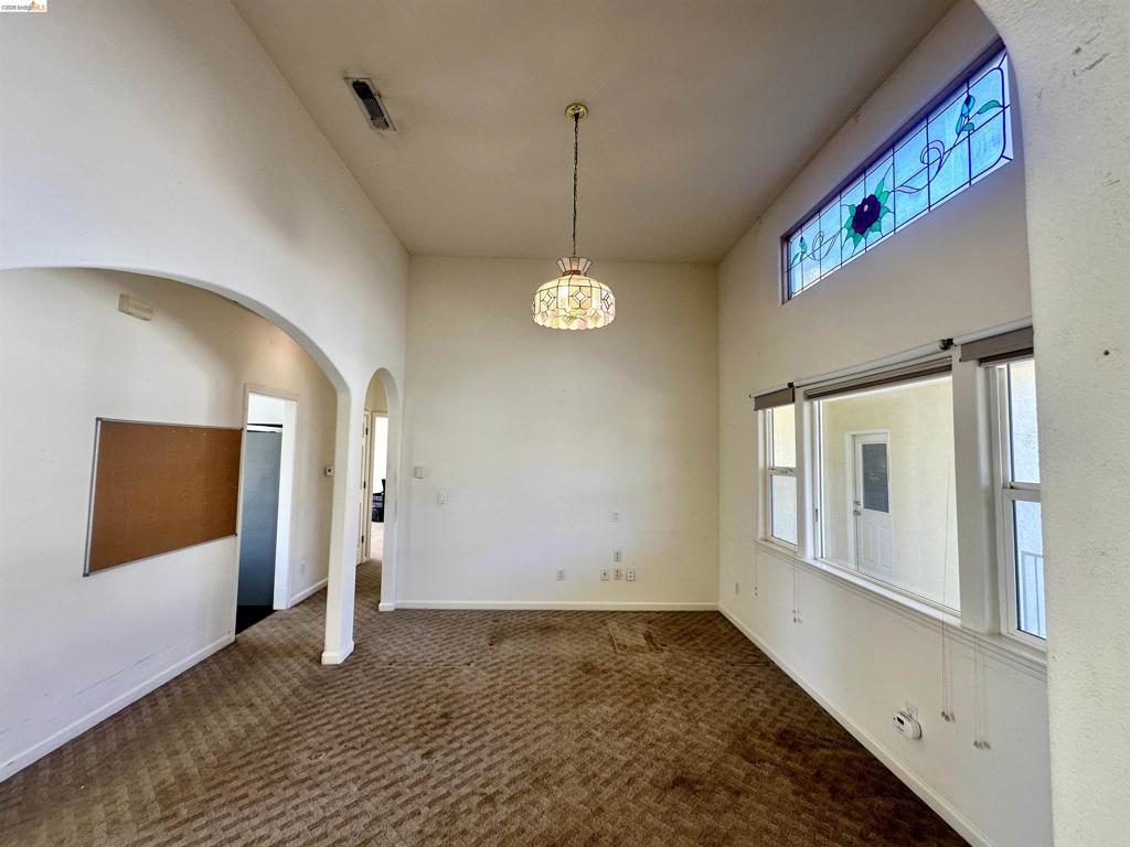 17580 Wild Oak Dr Property Photo 13