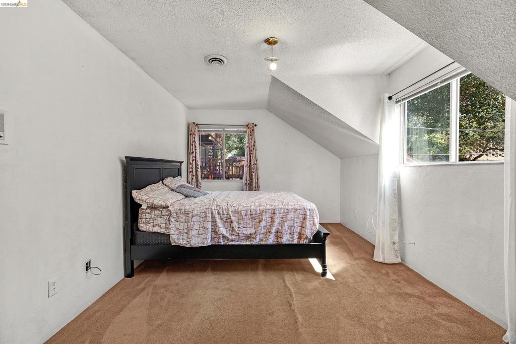 6501 Oakwood Dr Property Photo 14