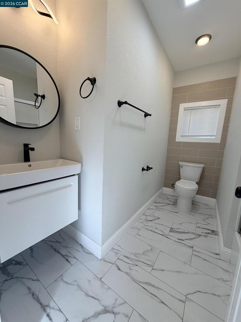 820 Pennsylvania Ave Property Photo 8