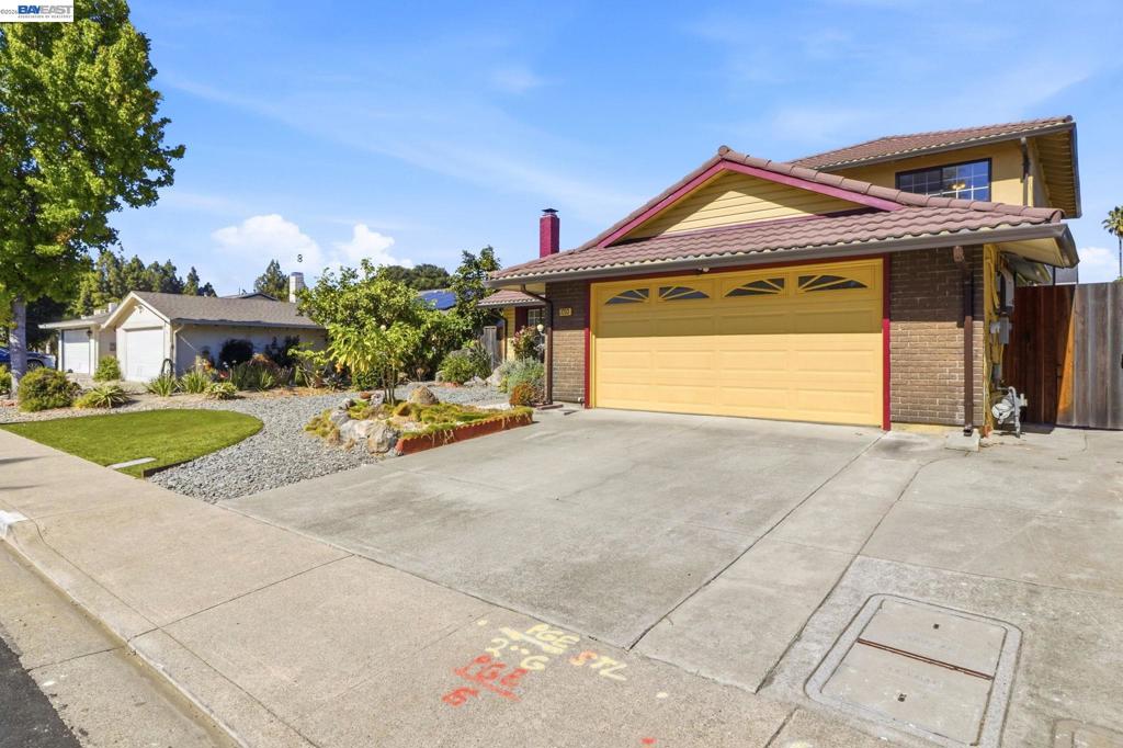 3253 Santa Isabella Ct Property Photo 3