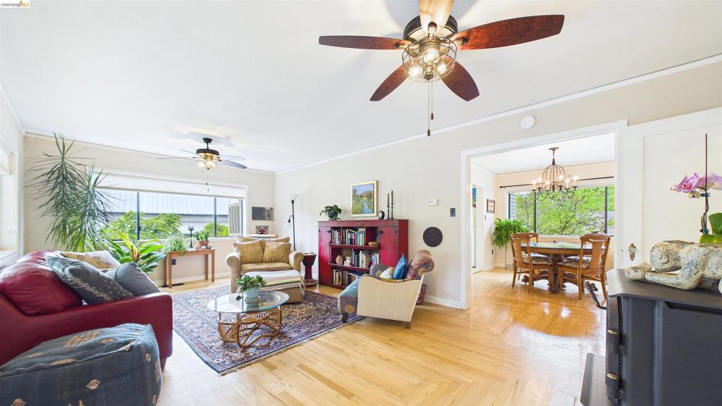 186 Theall Property Photo 10
