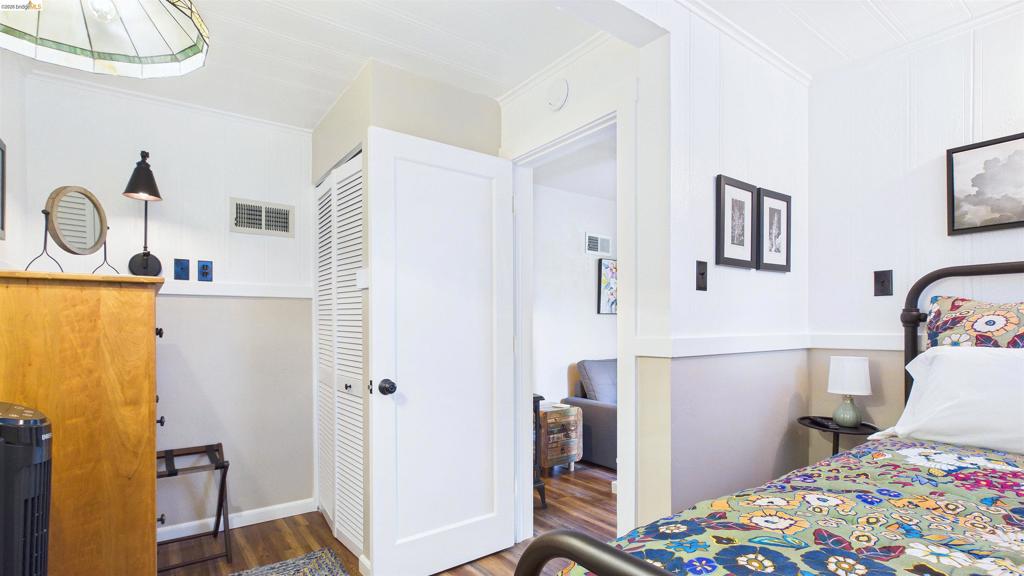 186 Theall Property Photo 25