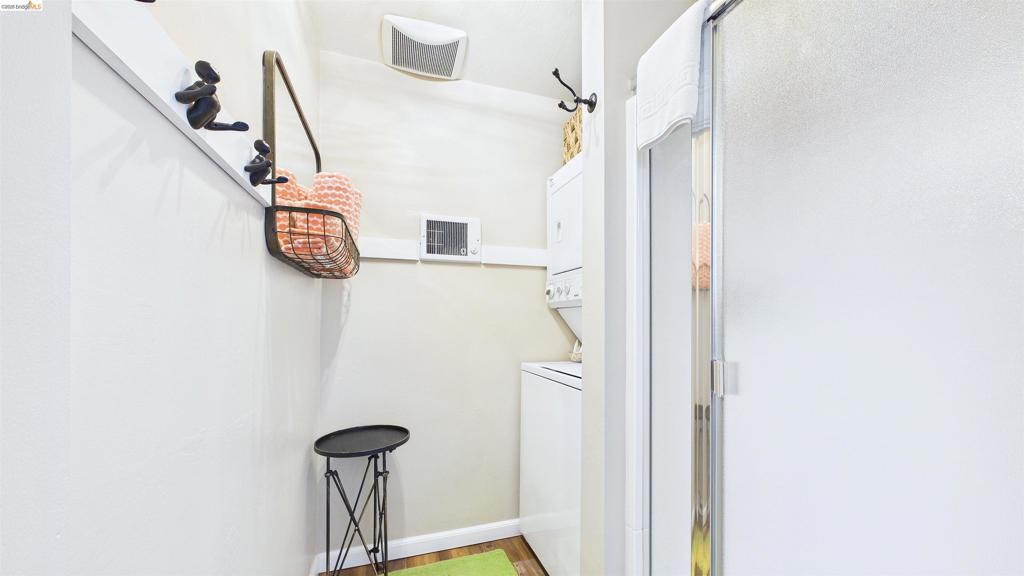 186 Theall Property Photo 28