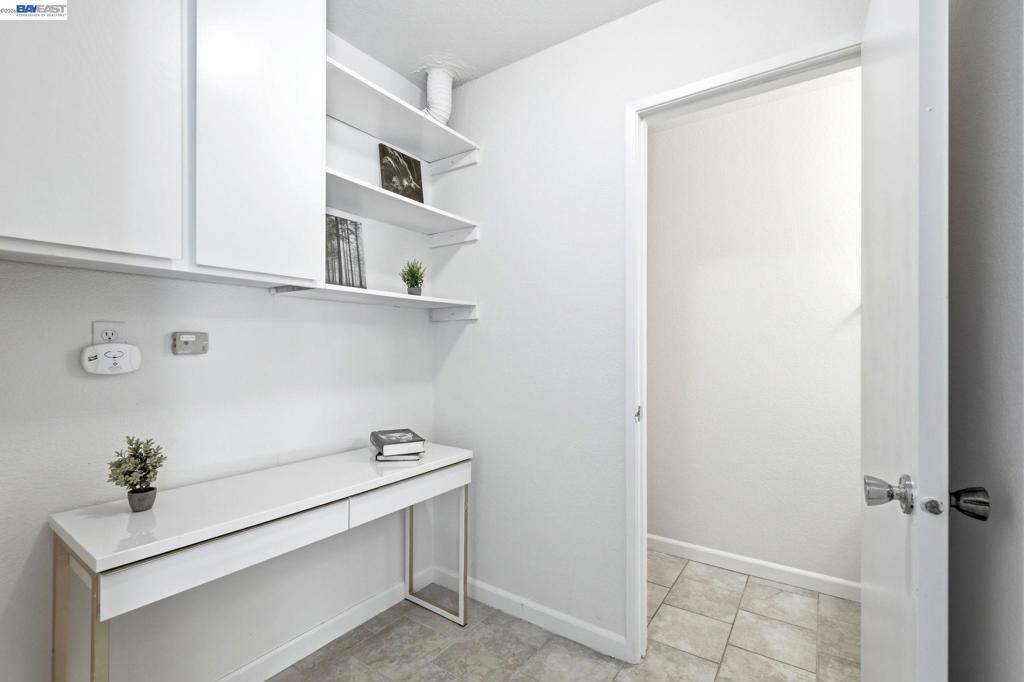 1167 Saint Matthew Pl 102 Property Photo 8