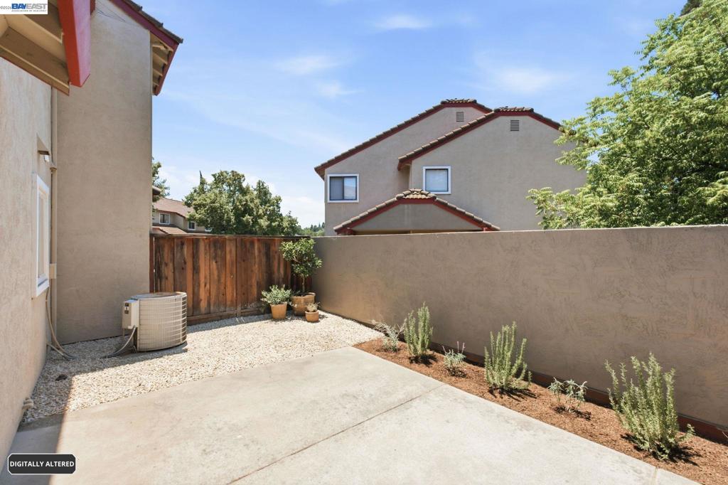 1167 Saint Matthew Pl 102 Property Photo 9