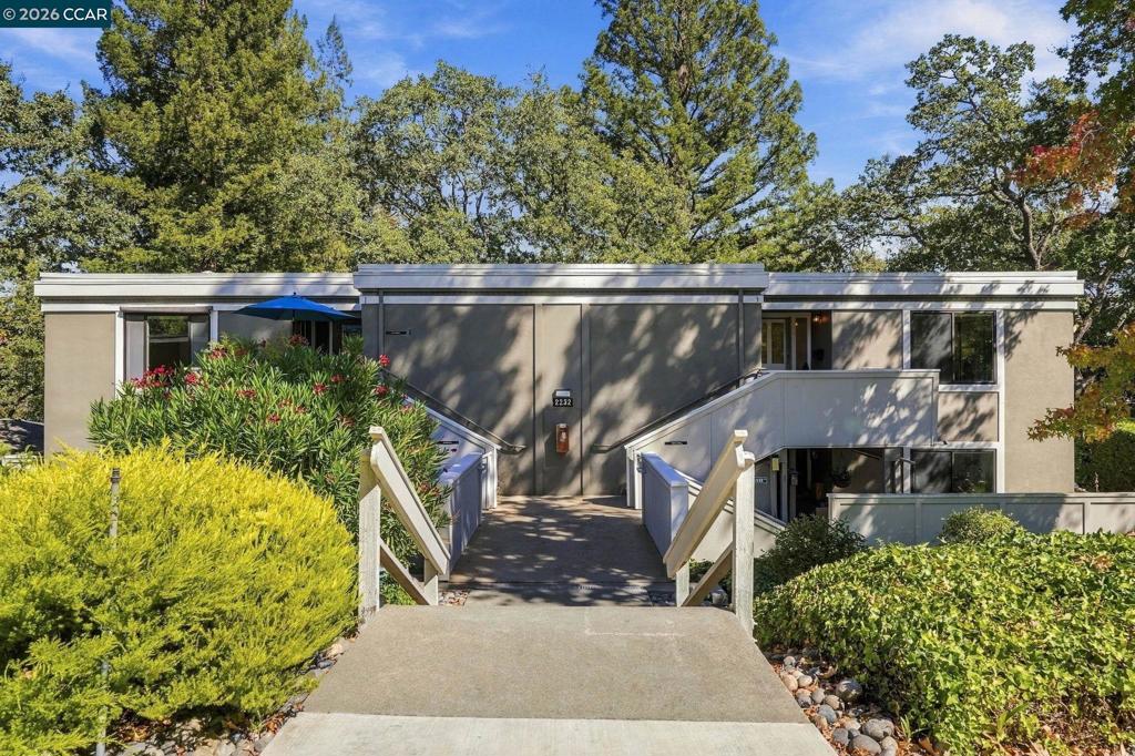 2232 Tice Creek Dr 3 Property Photo 1