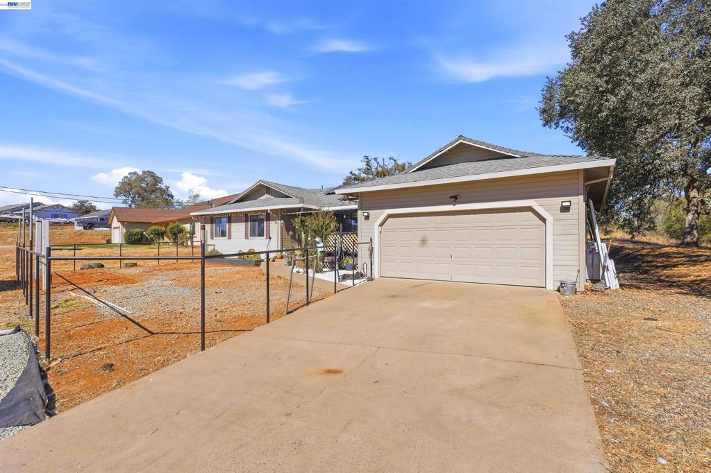 6696 Baldwin St Property Photo 41