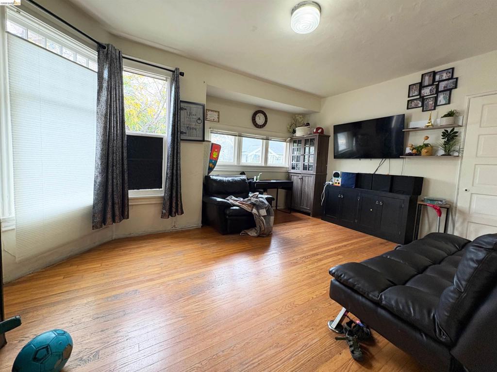 2801 Fulton St Property Photo 17