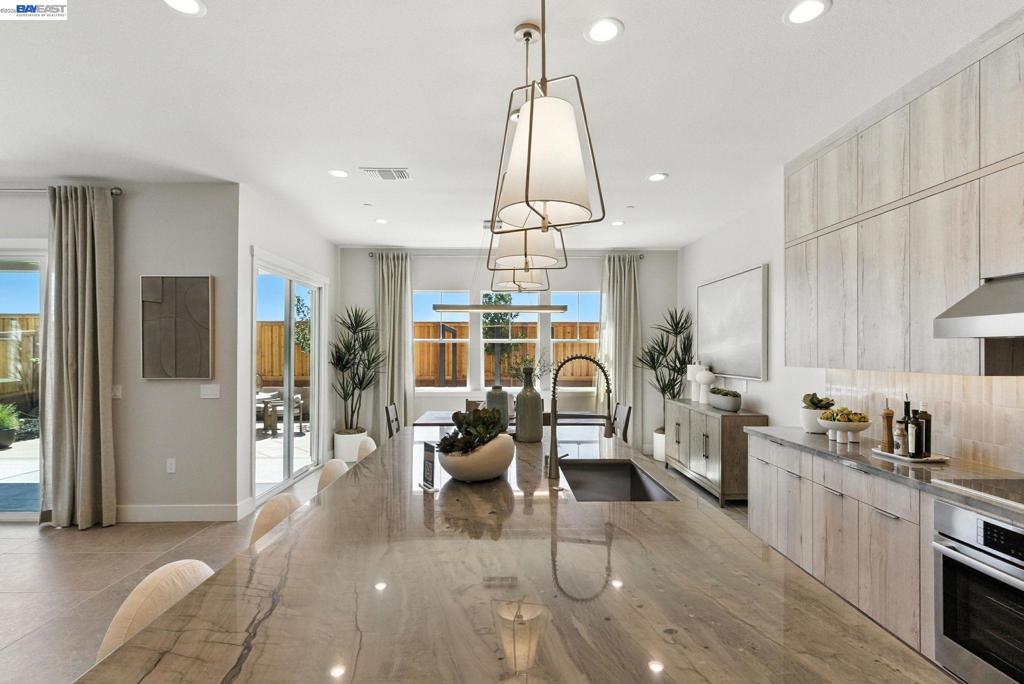 1590 Ponza Circle Property Photo 43