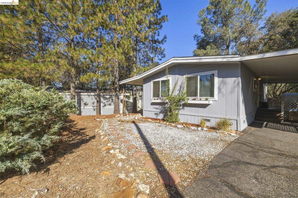 10956 Green St Property Photo 1