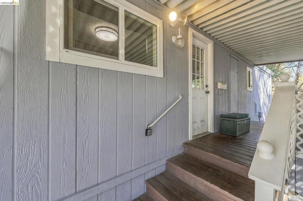 10956 Green St Property Photo 3