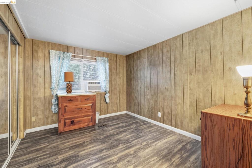 10956 Green St Property Photo 13