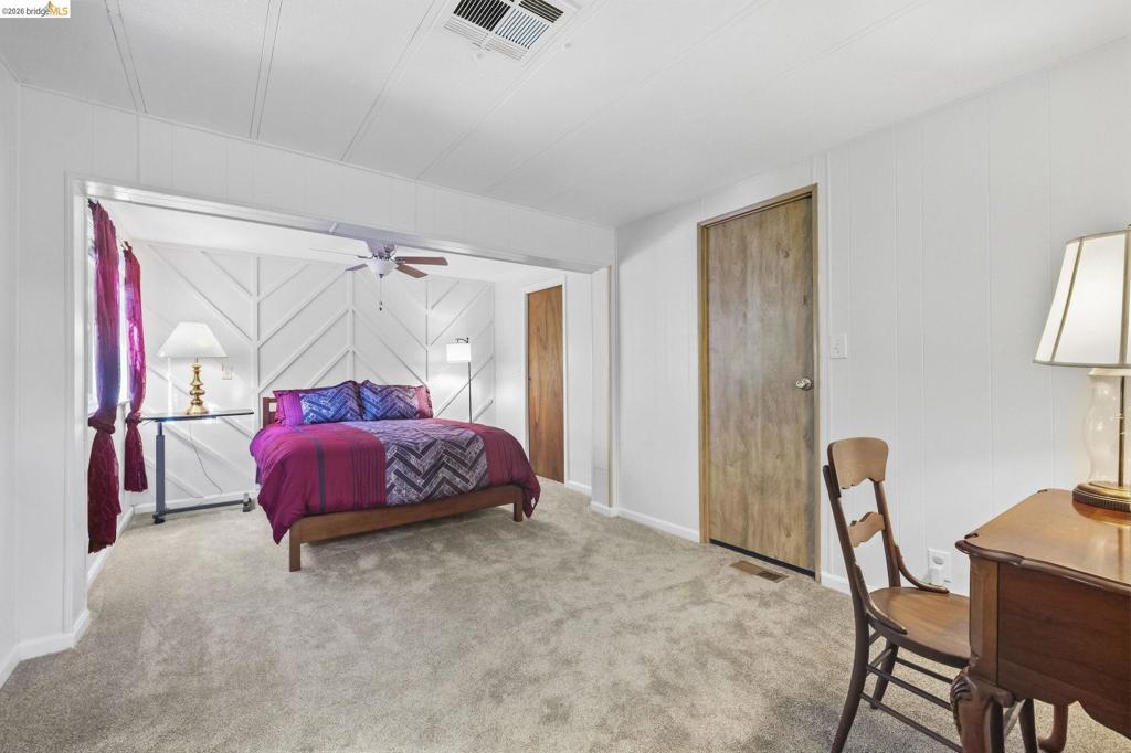 10956 Green St Property Photo 14