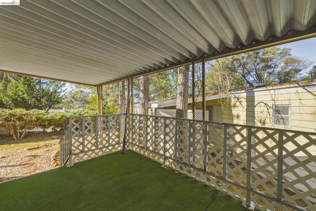 10956 Green St Property Photo 18