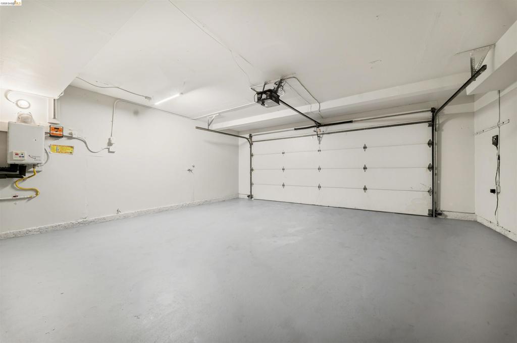 21 Stonington Pt Property Photo 41
