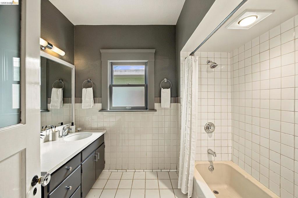 293 Santa Clara Ave. Property Photo 33