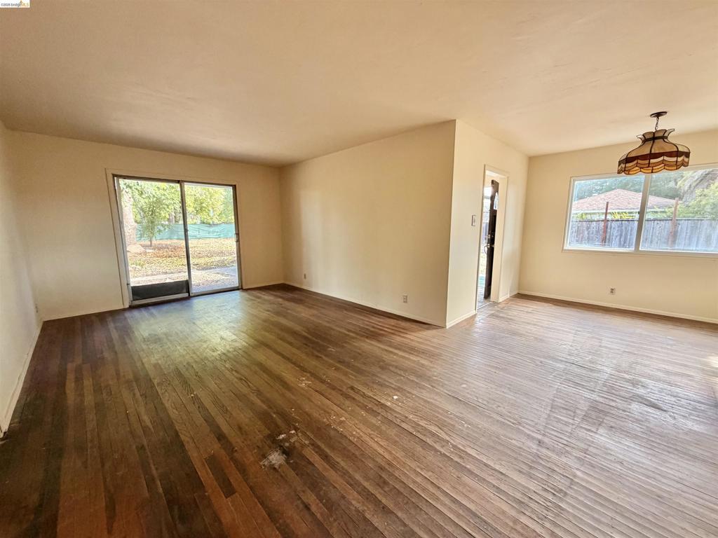 123 Horn Ave Property Photo 2