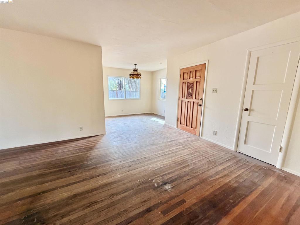 123 Horn Ave Property Photo 3