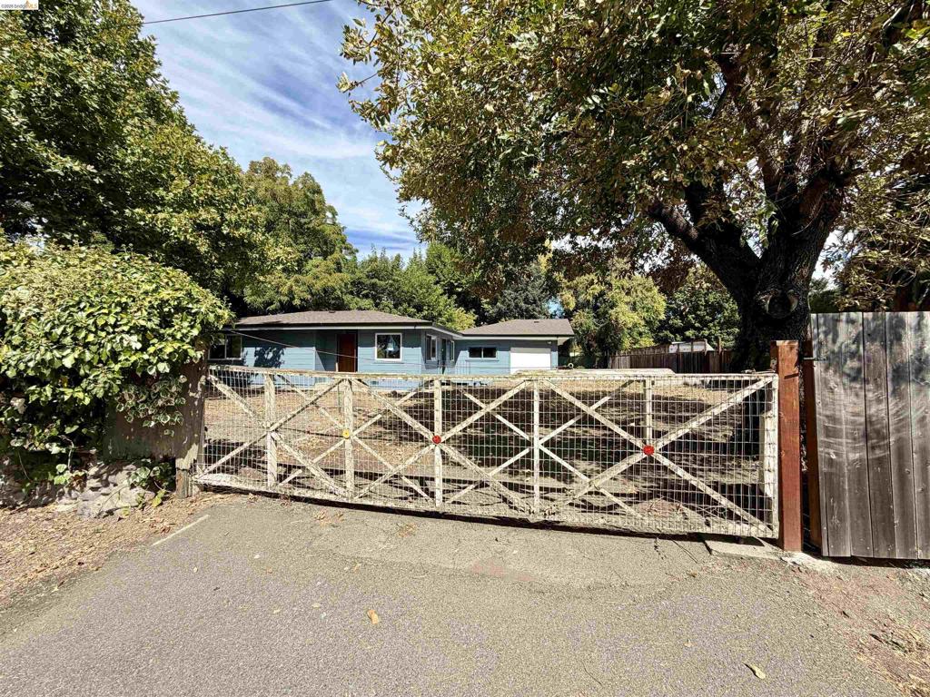 123 Horn Ave Property Photo 14