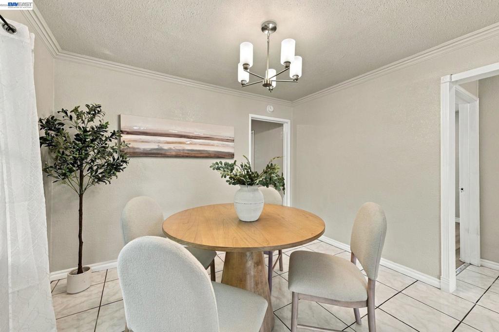 22730 Souza Ct Property Photo 17