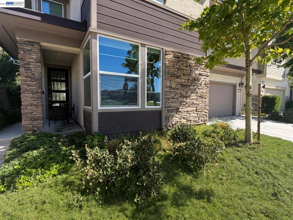 1658 S Gobind Blvd Property Photo 28