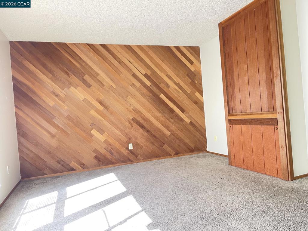 1205 Marionola Way Property Photo 5