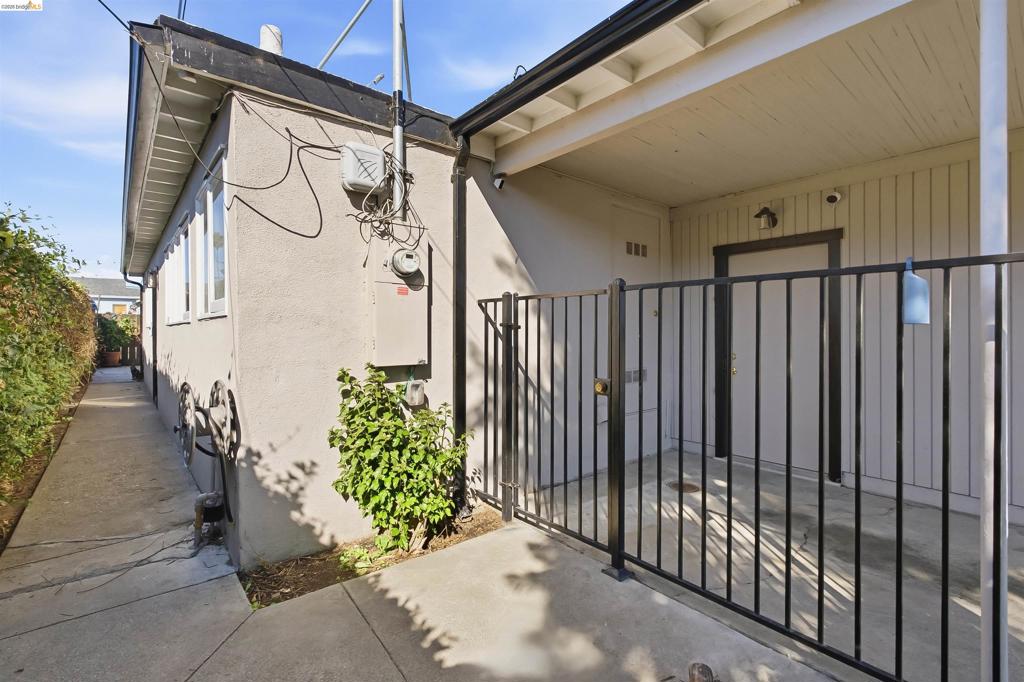 2805 Florida Ave Property Photo 6