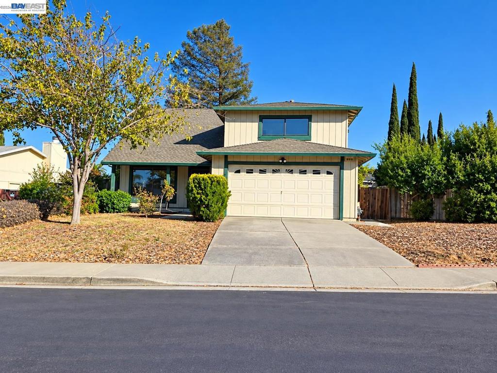 2025 Mendocino Dr Property Photo 1