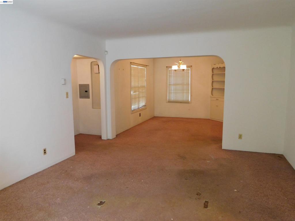 3257 Somerset Ave Property Photo 11