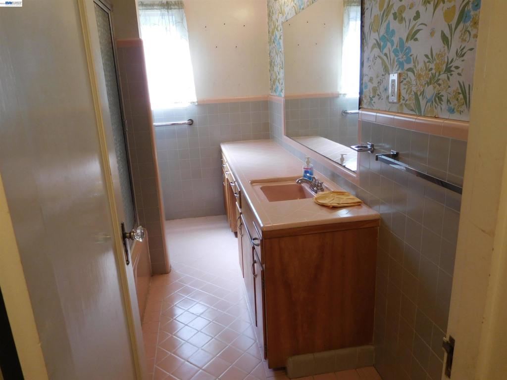 3257 Somerset Ave Property Photo 17