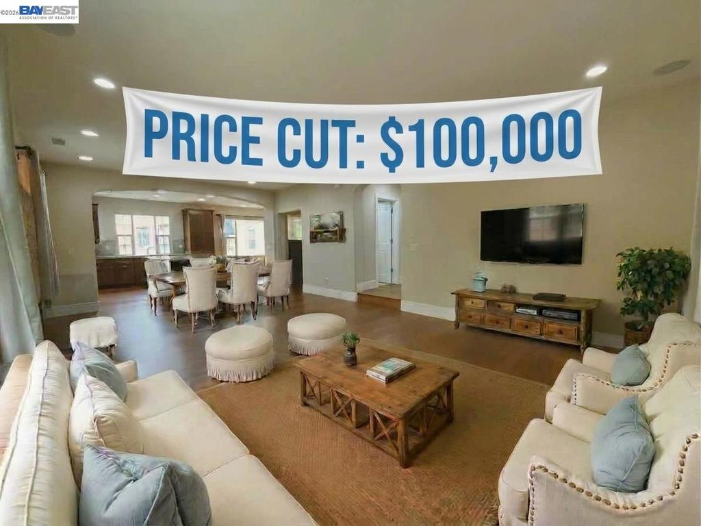 69 Pimentel Cir Property Photo 1