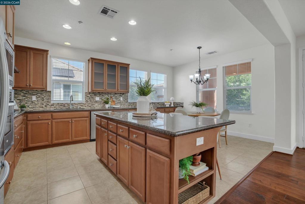 2900 Calico Cmn Property Photo 4