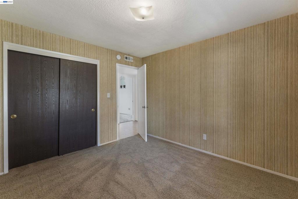 7516 Dorchester Way Property Photo 10