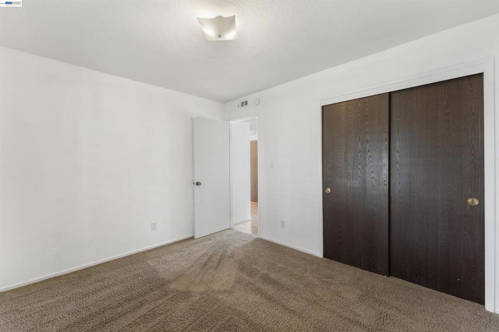 7516 Dorchester Way Property Photo 12