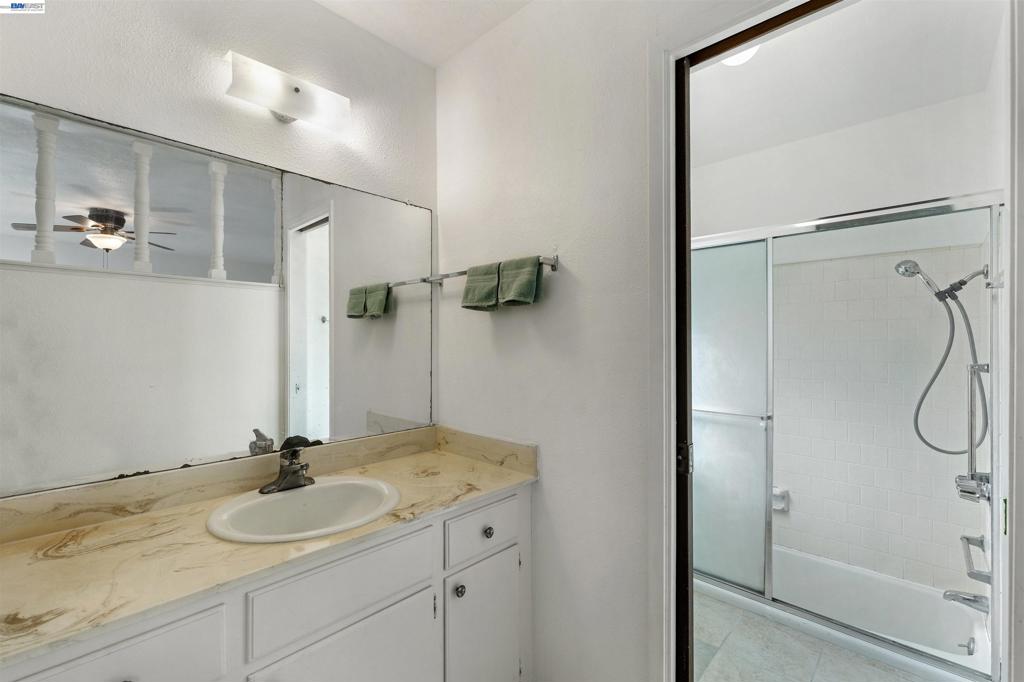 7516 Dorchester Way Property Photo 17