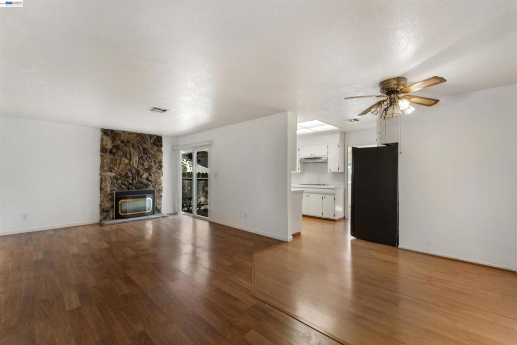 7516 Dorchester Way Property Photo 31