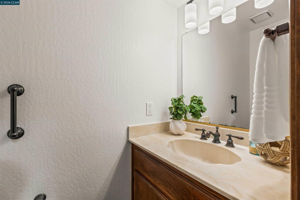 1085 Camino Verde Cir Property Photo 17