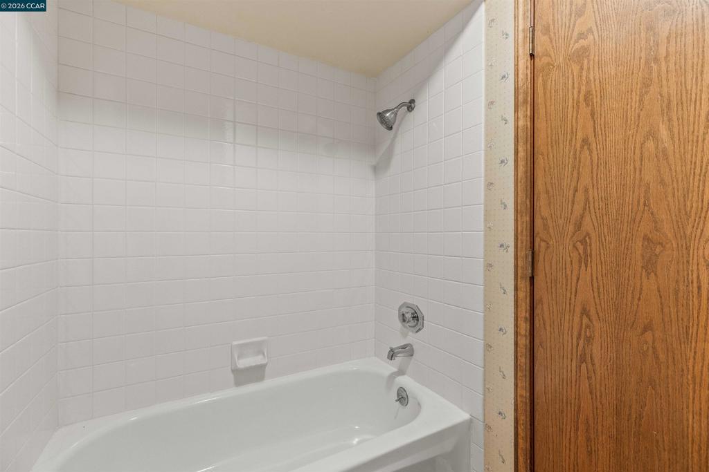1085 Camino Verde Cir Property Photo 28