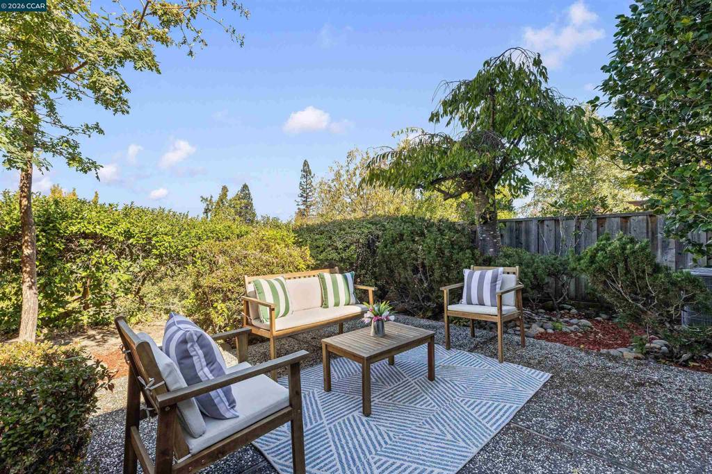 1085 Camino Verde Cir Property Photo 29