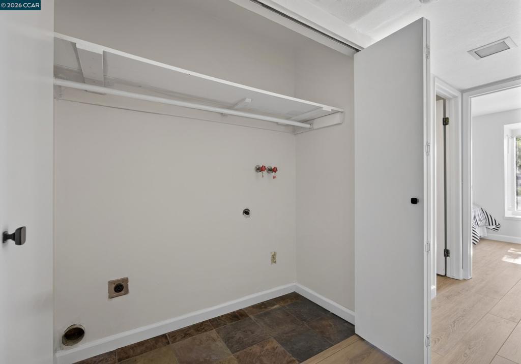 1391 Monument Blvd 1 Property Photo 27
