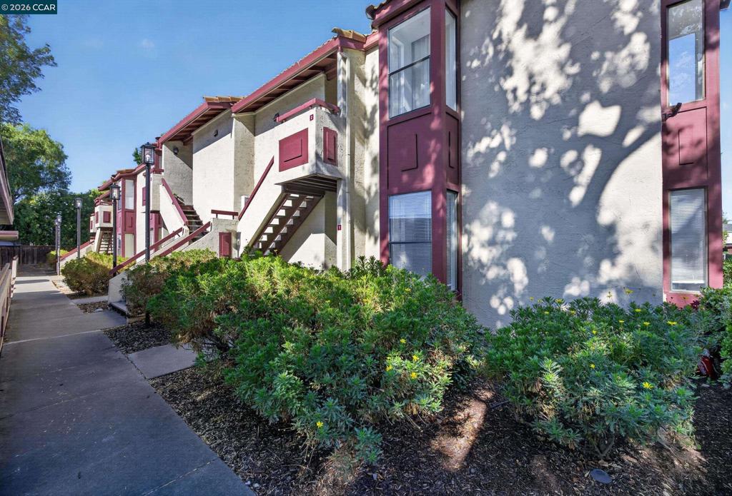 1391 Monument Blvd 1 Property Photo 38